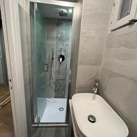Flat Ultimo Piano In Centro Apartmán